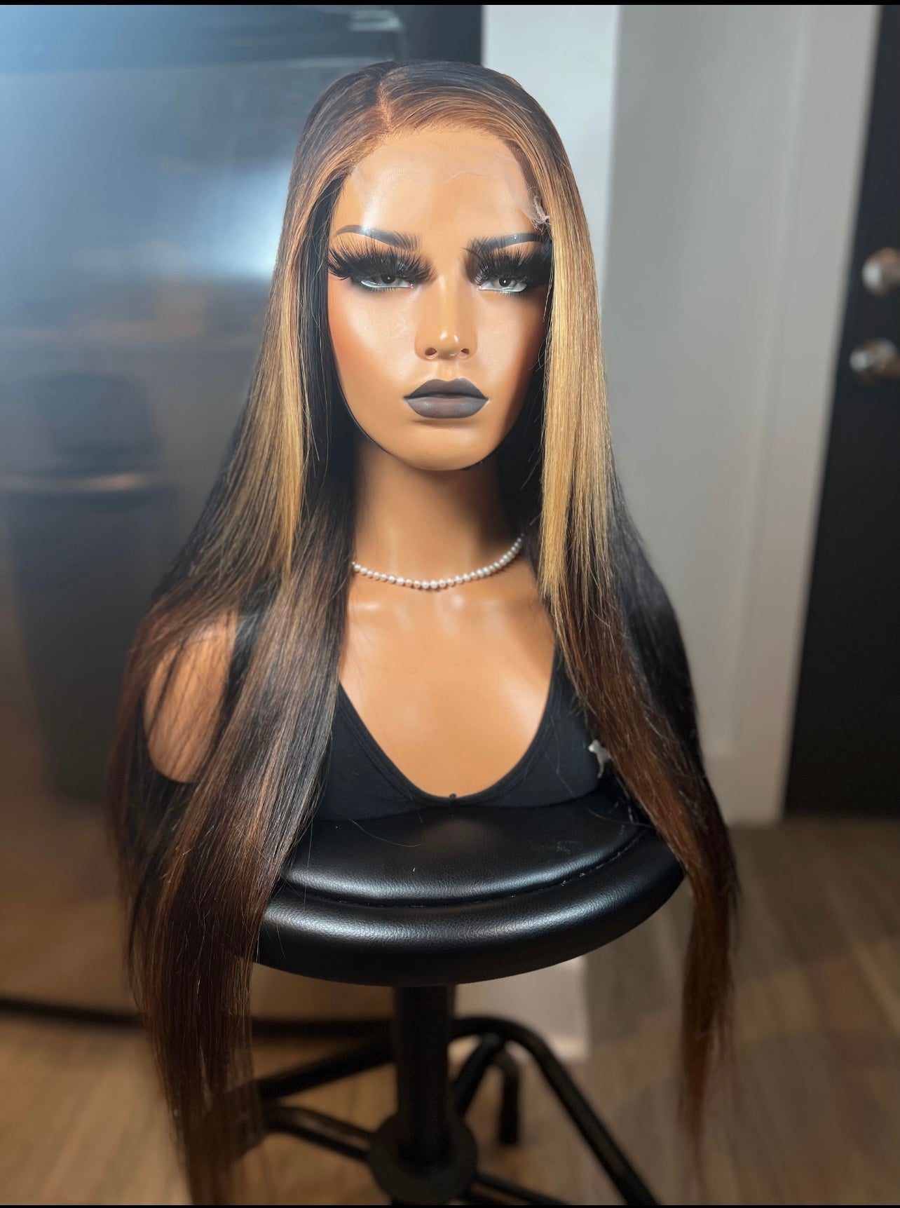 Custom wig deposit